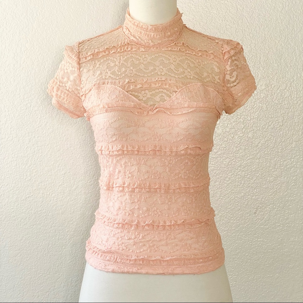 GUESS Blush Lace Top - Picture 1 of 4